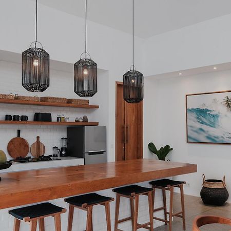 Loop Villas Kuta  Buitenkant foto